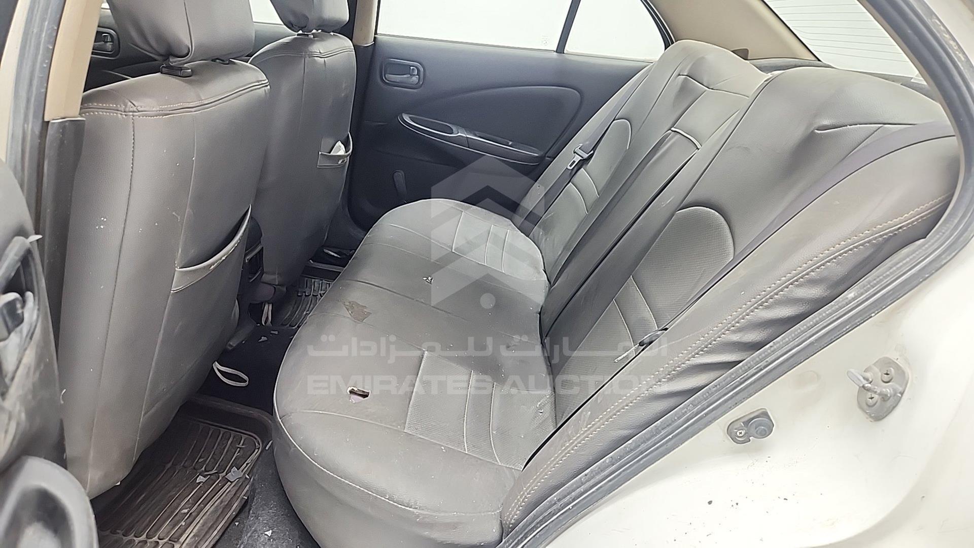 2004 NISSAN SUNNY VIN: JN1FN61C94W051509