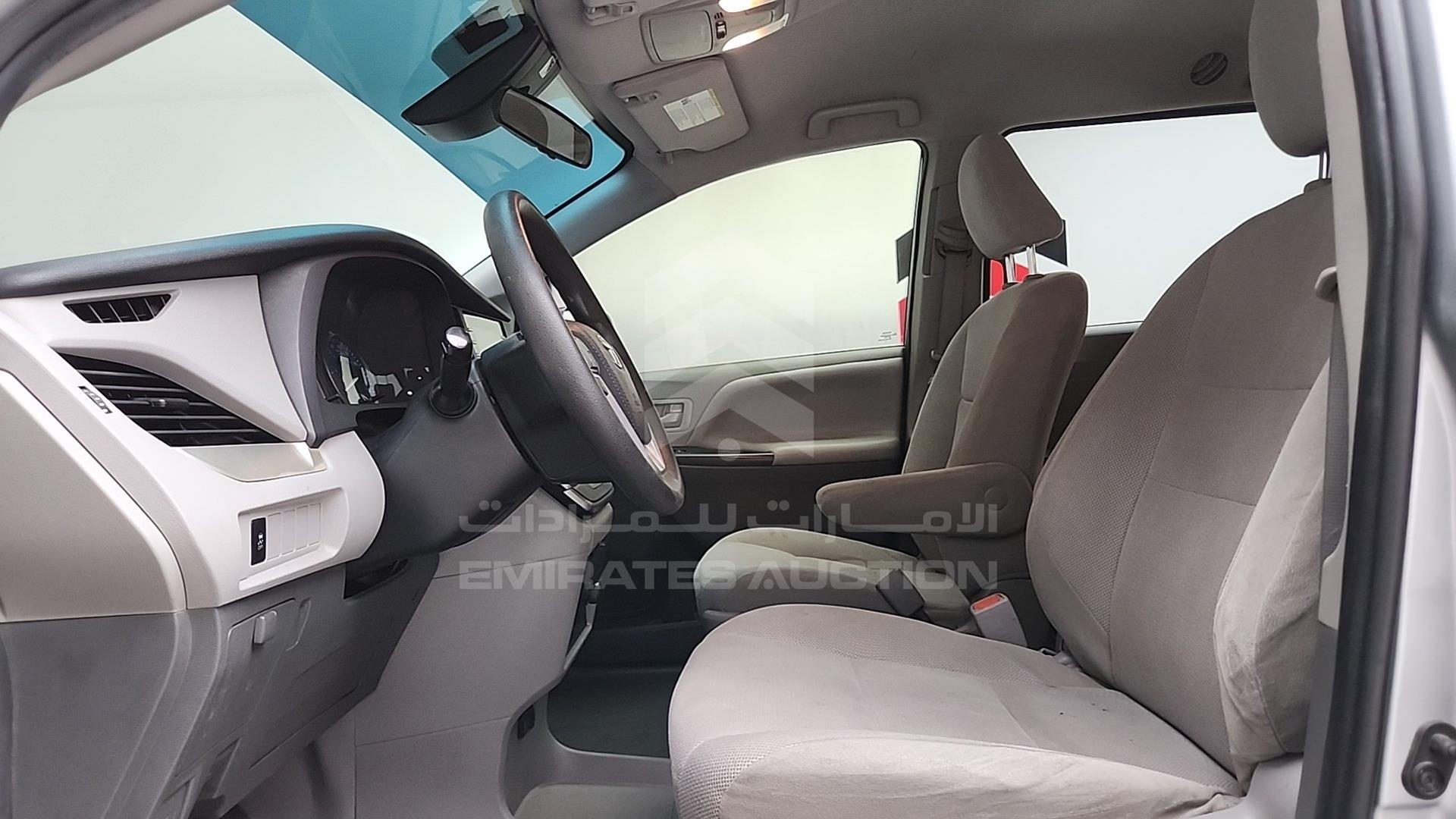2020 TOYOTA SIENNA VIN: 5TDZZ3DC4LS023172