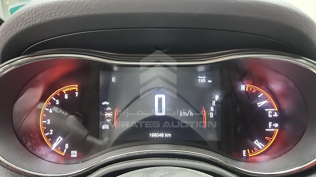 دودج دورانجو 2019 — مؤشر السرعة — صورة 17