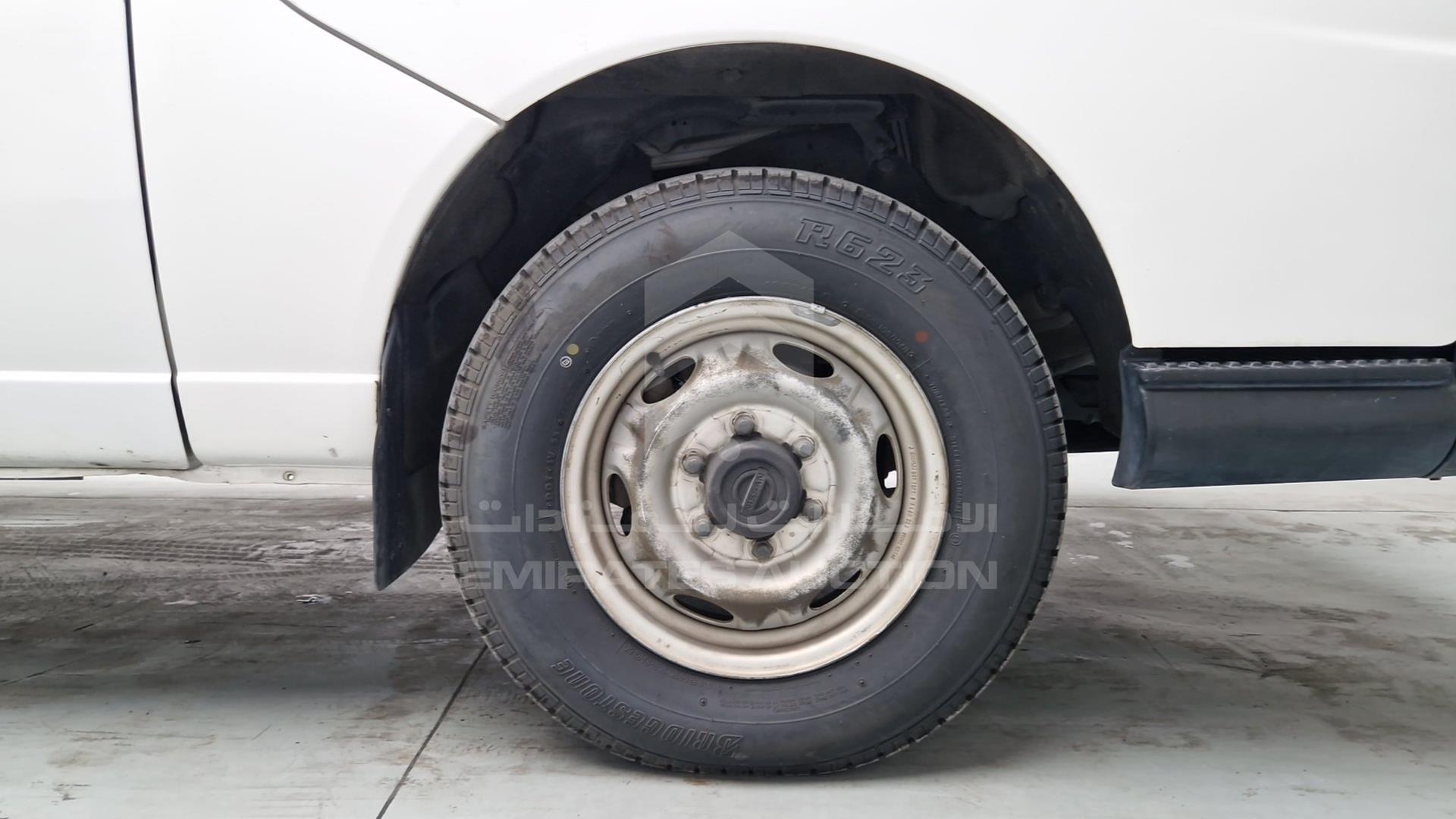 2010 NISSAN URVAN VIN: JN6AE54S8AX020680