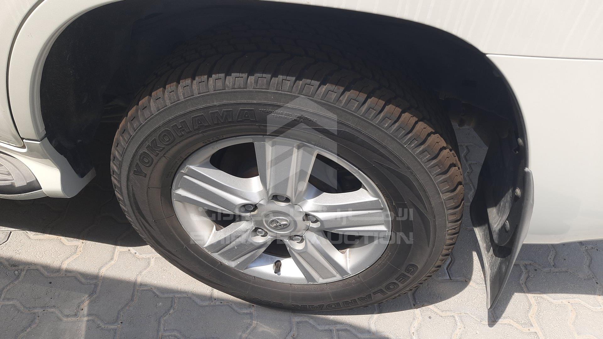 2014 TOYOTA LAND CRUISER VIN: JTMDU09JXE5082007