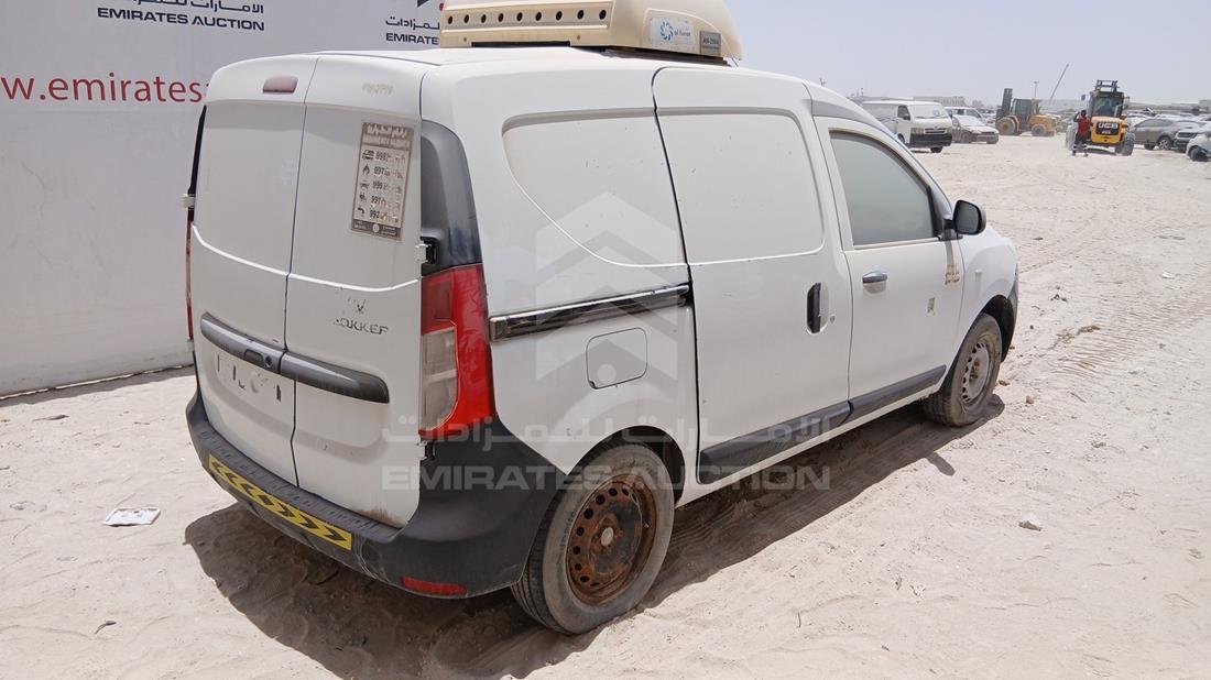 2020 Renault Dokker — Rear Right Angle — Photo 7