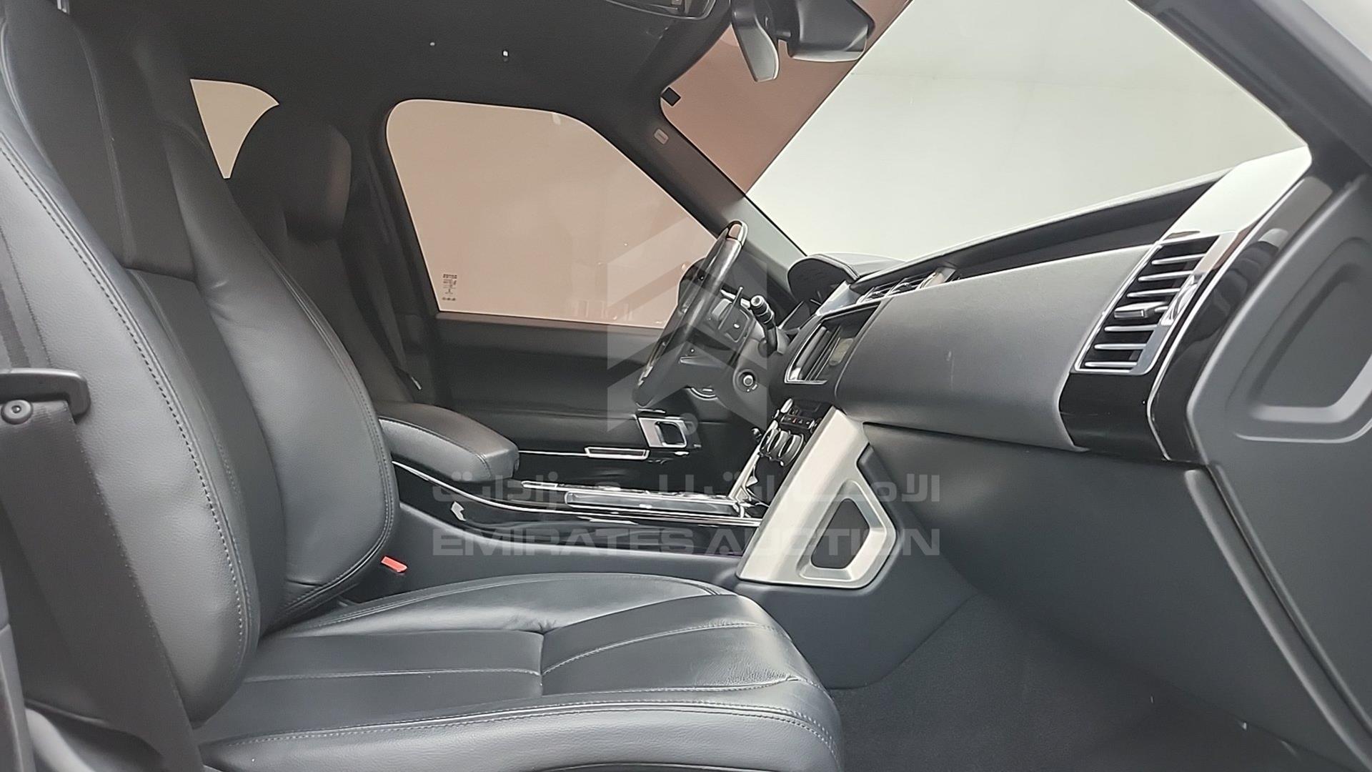 2016 RANGE ROVER VOGUE VIN: SALGA2DF3GA298871