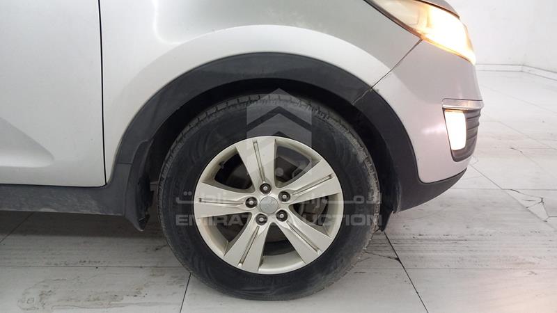 KNAPB8120D7397582 Auction: EmiratesAuction Lot: 409191 KNAPB8120D7397582 Kia Sportage 2013 SILVER Photo 24