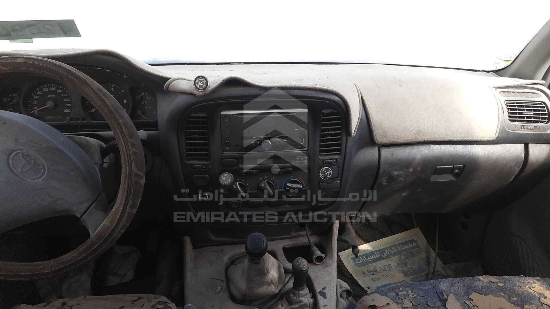 2000 TOYOTA LAND CRUISER VIN: JTCHJ01J0Y0028324