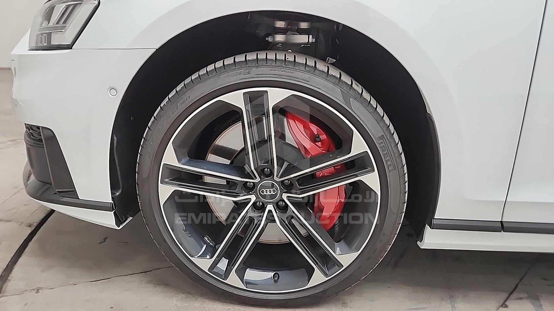 2020 AUDI S8 VIN: WAUZZZF85LN013510