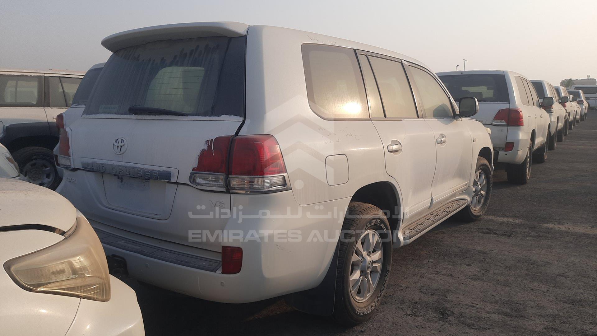 2011 TOYOTA LAND CRUISER VIN: JTMHU09J1B4042644
