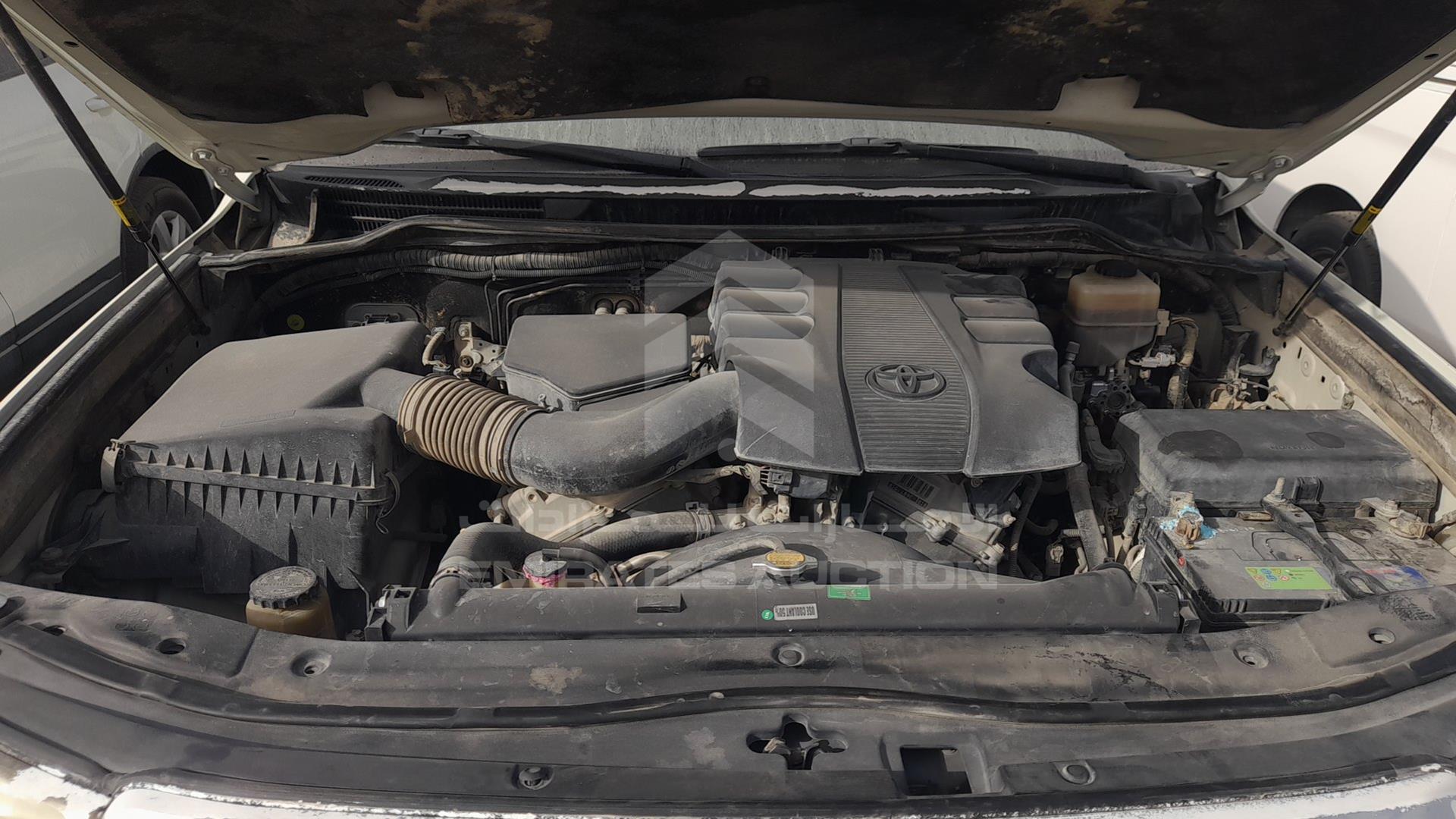 2013 TOYOTA LAND CRUISER VIN: JTMDU09J2D5065975