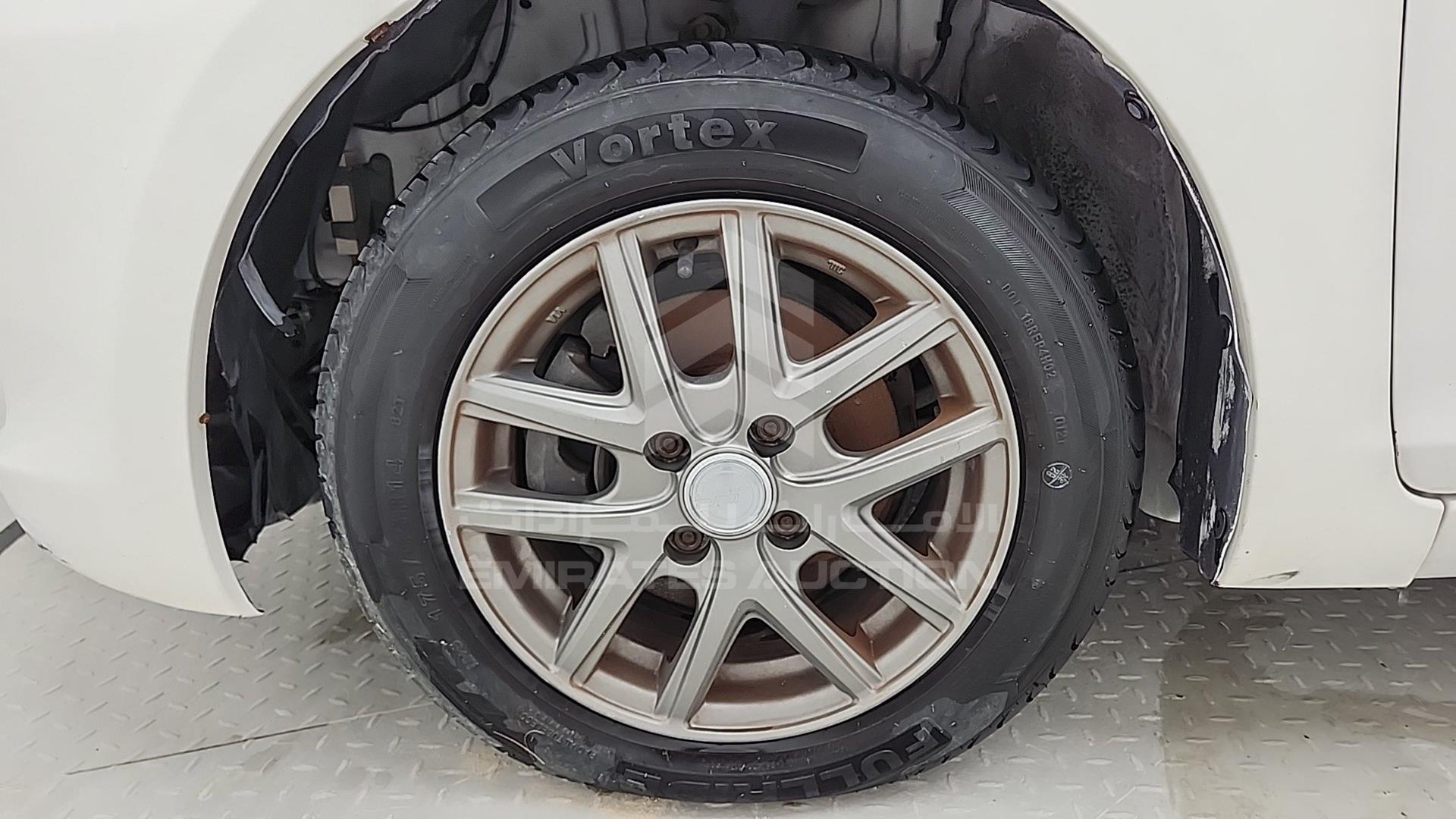 2010 TOYOTA YARIS VIN: JTDBW9237A1193939