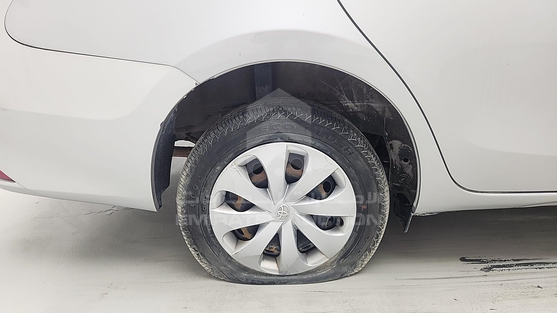 2015 TOYOTA YARIS VIN: MHFBT9F30F6035606