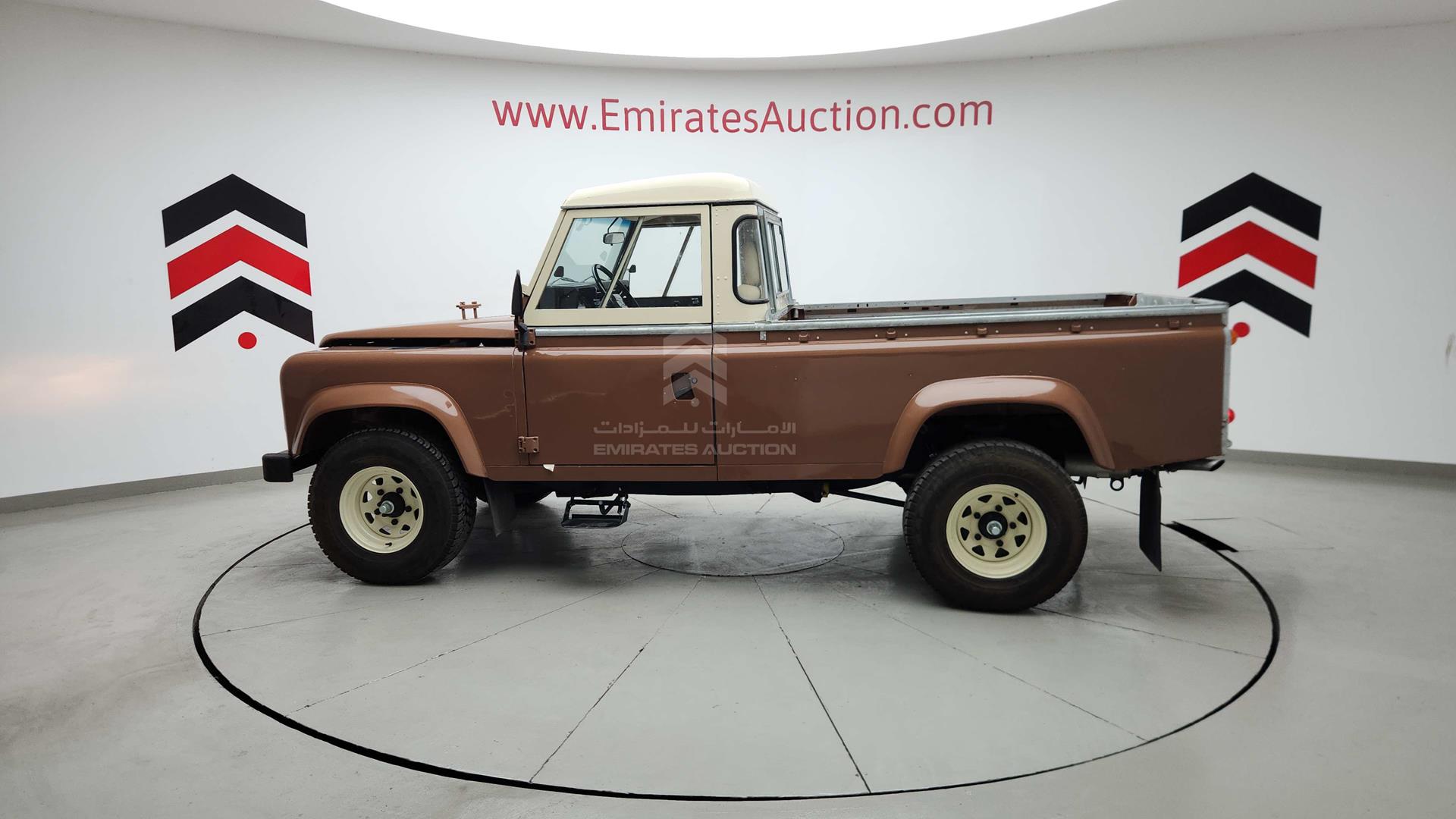 1985 LAND ROVER --- VIN: SALLDHAH8AA198961