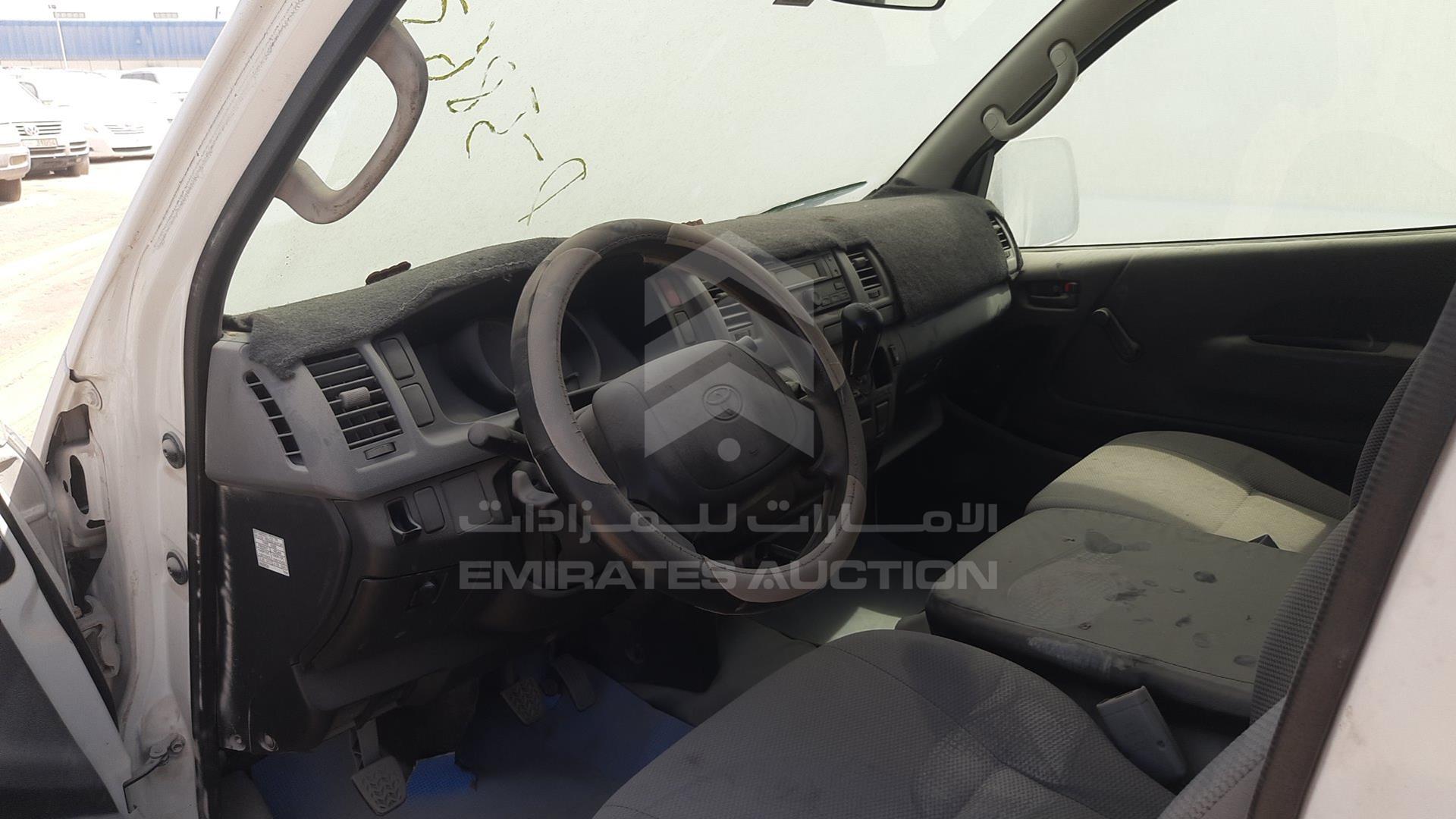 2010 TOYOTA HIACE VIN: JTGJX02P8A0033553