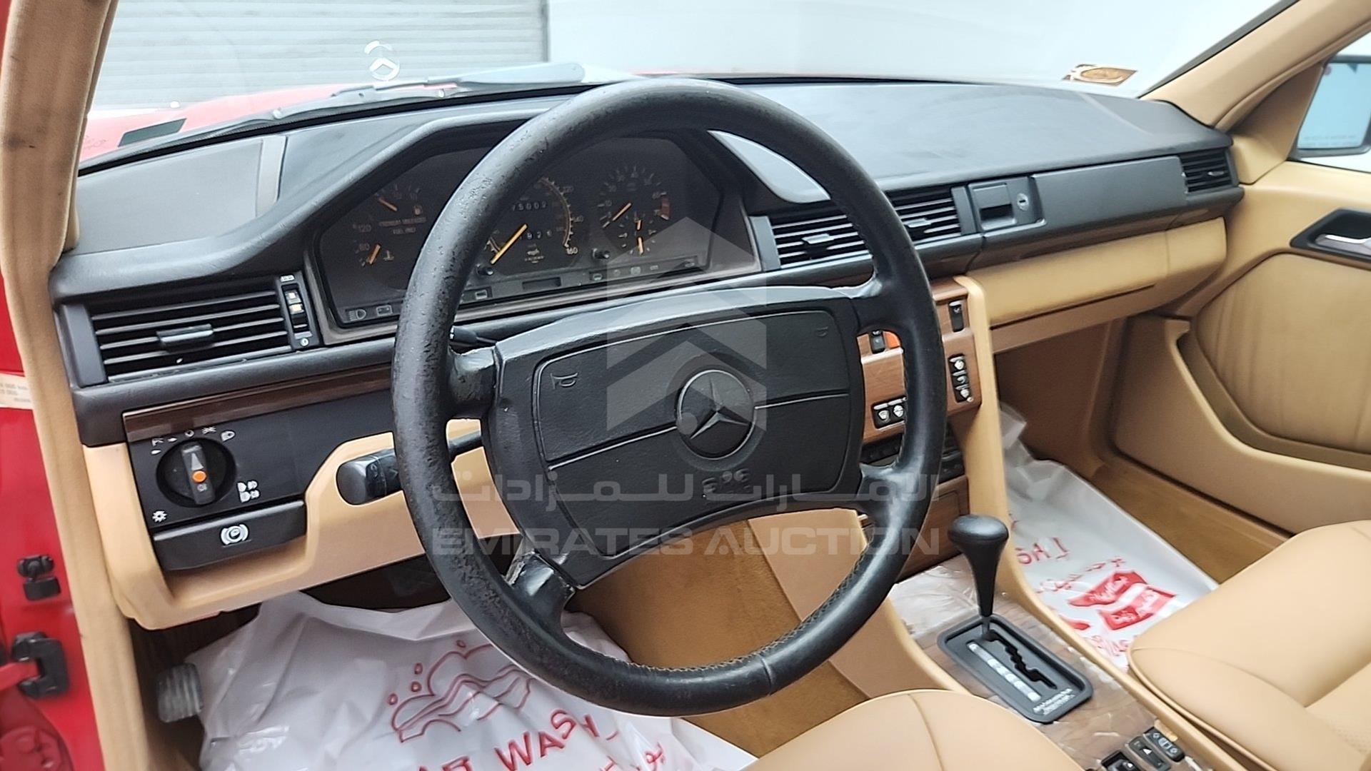 1991 MERCEDES E 300 VIN: WDBEA30D2MB373024