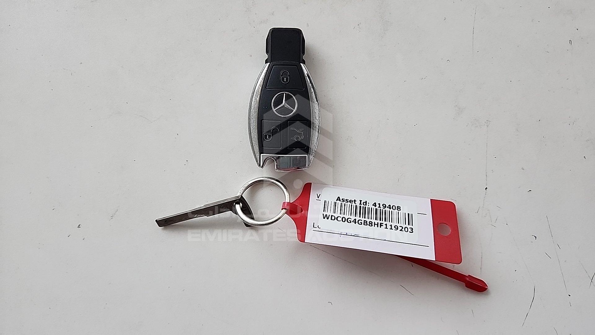 2017 MERCEDES GLC 250 VIN: WDC0G4GB8HF119203