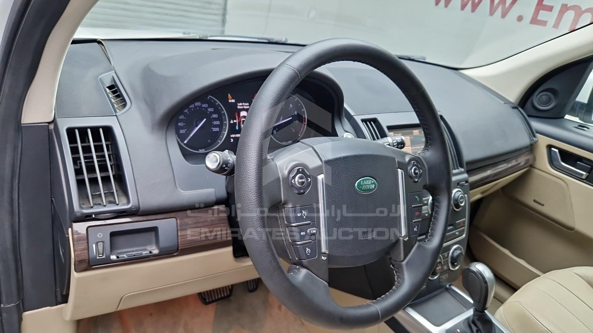 2014 LAND ROVER LR 2 VIN: SALFA2BG8EH390036