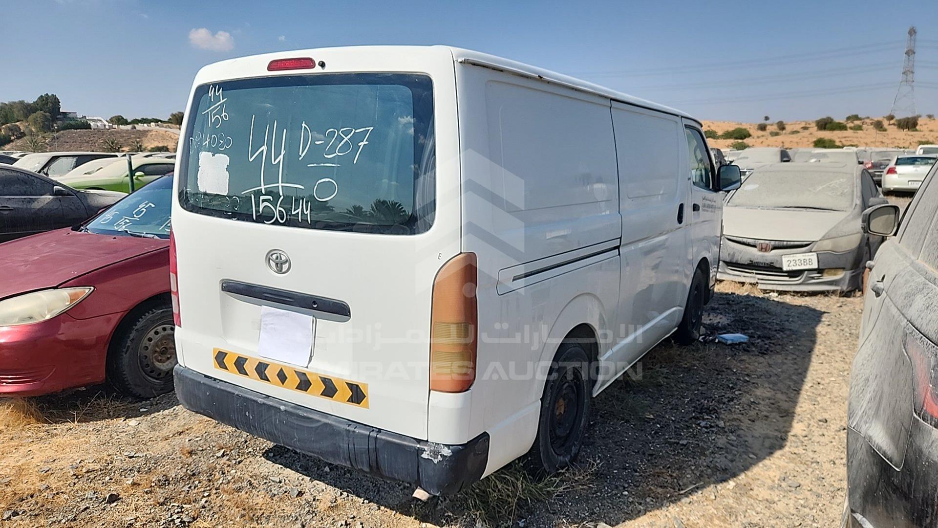 2010 TOYOTA HIACE VIN: JTFHX02P5A0048417