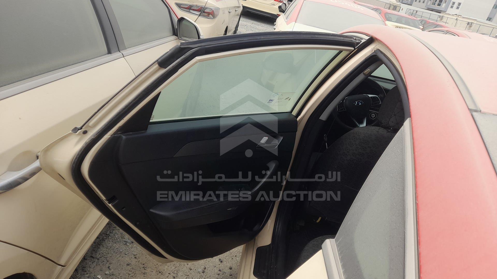 2019 HYUNDAI SONATA VIN: KMHE24136KA092983