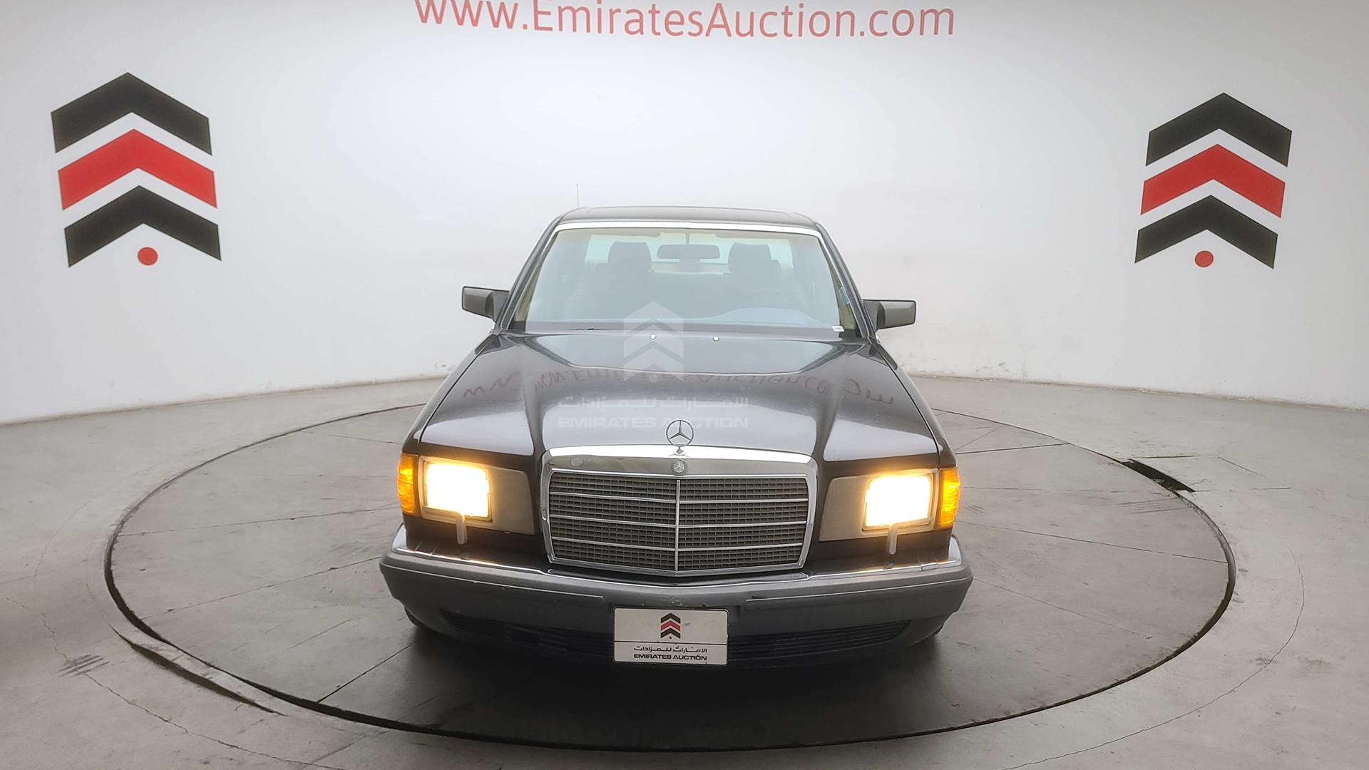 1990 MERCEDES SEL 560 VIN: WDBCA39E2LA503245