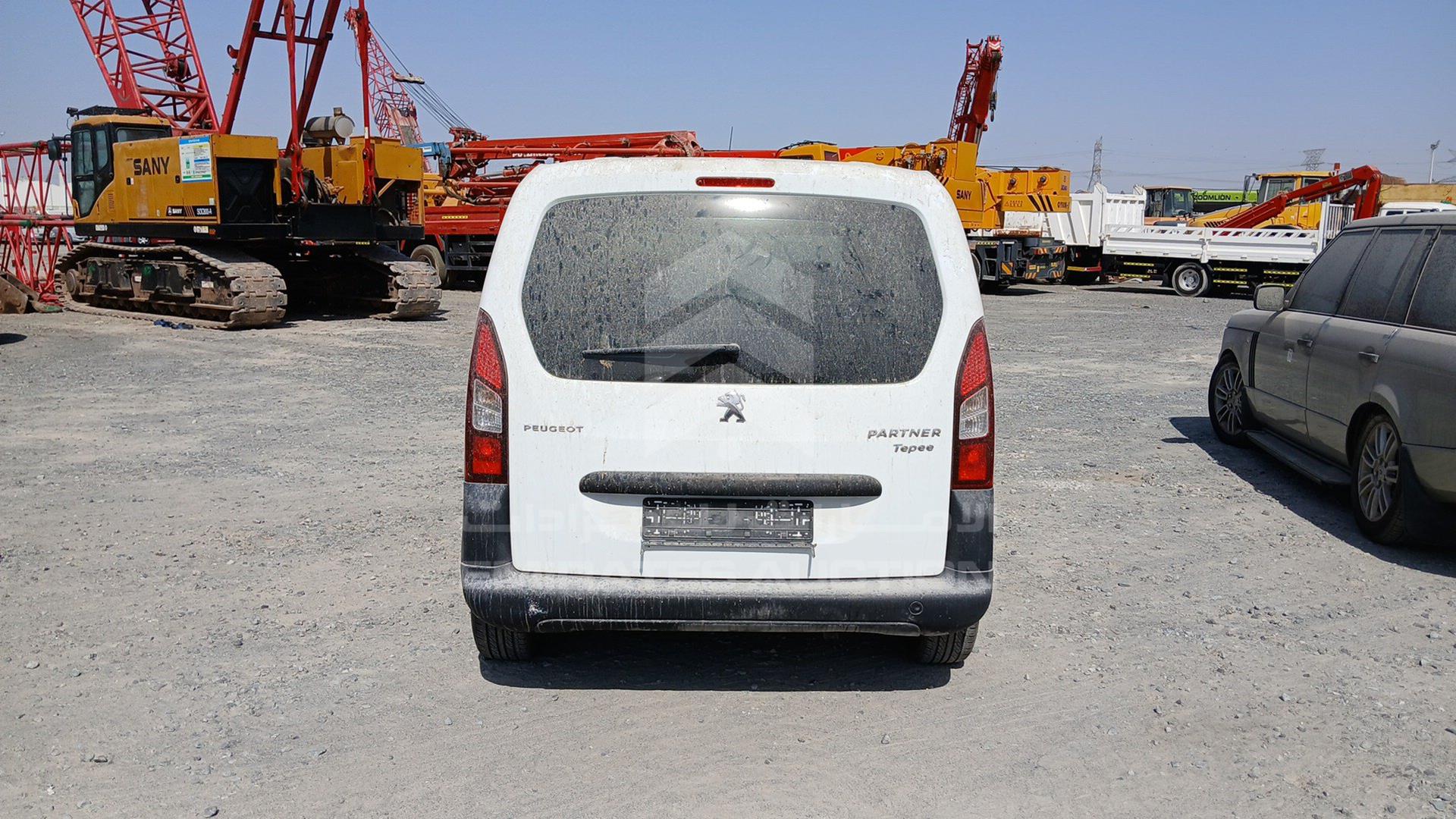 2017 PEUGEOT PARTNER VIN: VF37JNFU8HJ508697