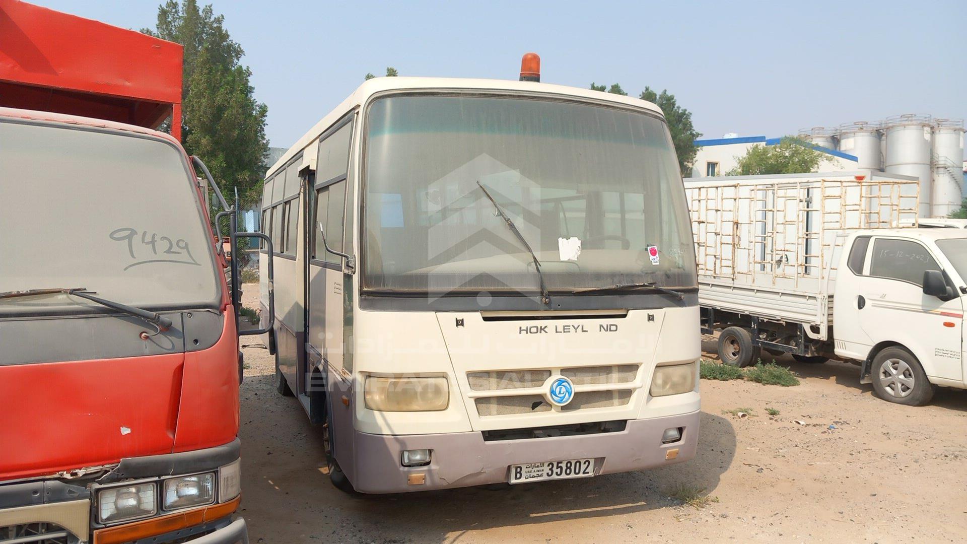 2008 ASHOK LEYLAND --- VIN: MB1PAEFA585157653