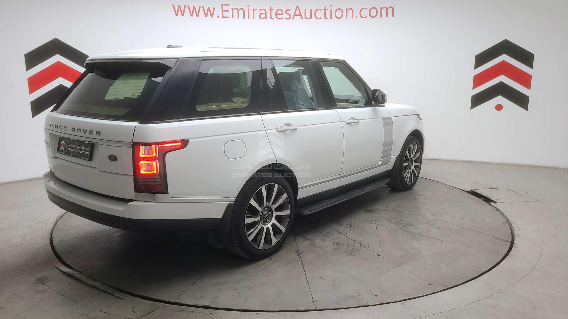 2015 RANGE ROVER VOGUE VIN: SALGA2EF3FA225173