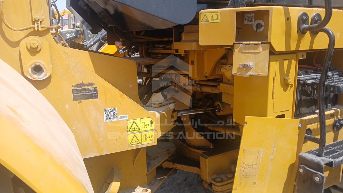 2013 Caterpillar 950H — Front Right Passenger Seat View — Photo 22
