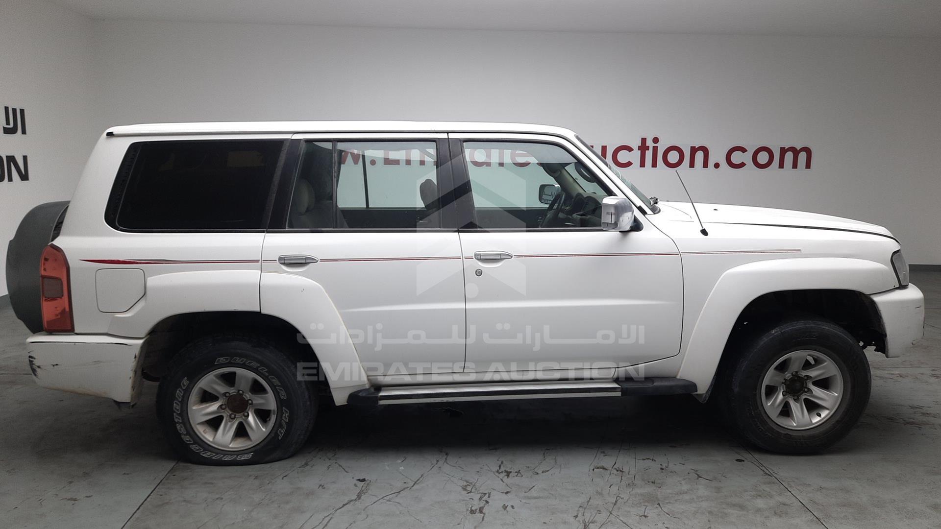 2010 NISSAN PATROL VIN: JN8FY15Y8AX581123