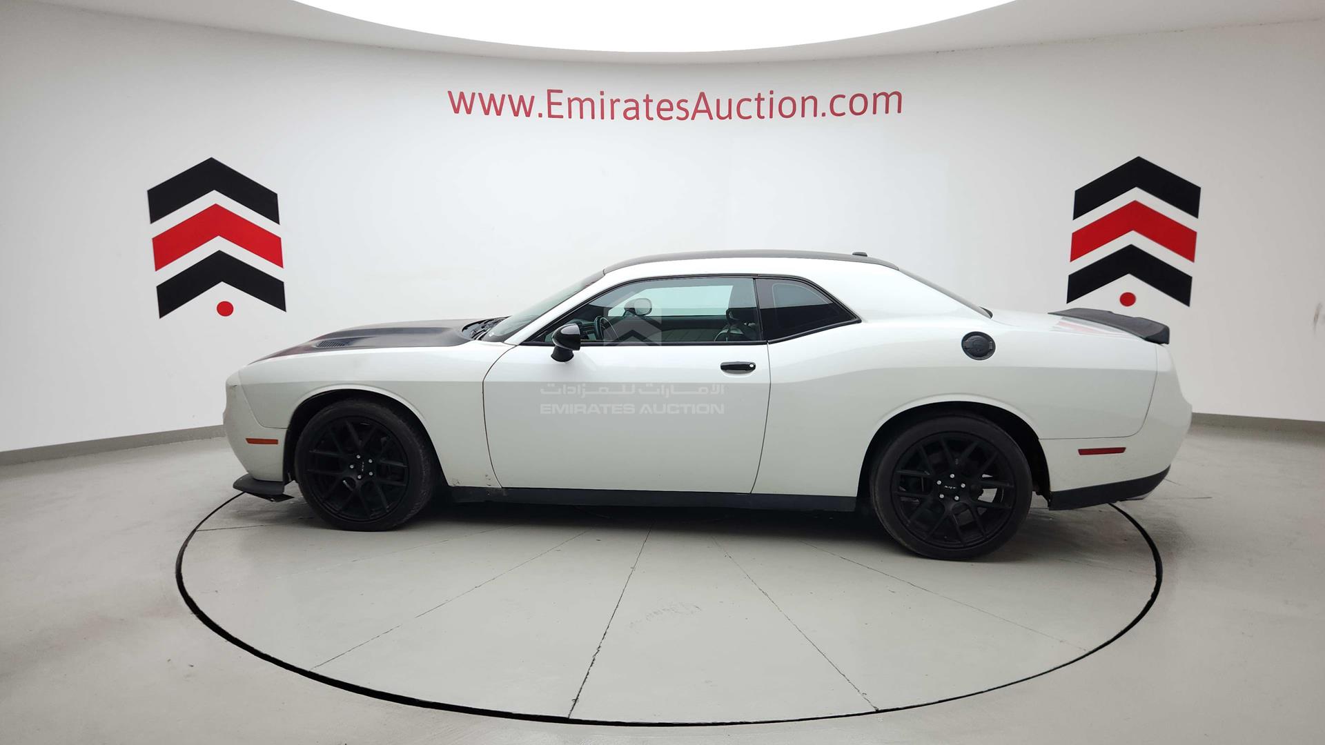 2015 DODGE CHALLENGER VIN: 2C3CDZAT0FH831845