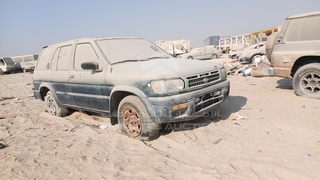 1996 Nissan Pathfinder — Front Right Angle — Photo 9