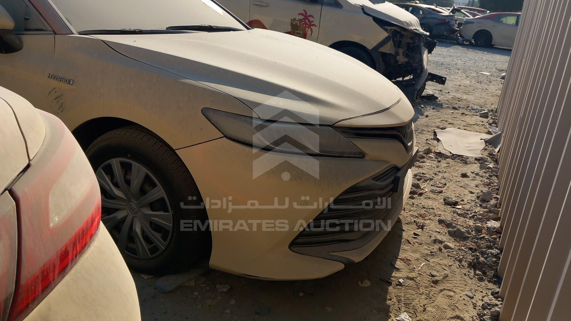 2018 TOYOTA CAMRY VIN: JTNB29HK0J3008057