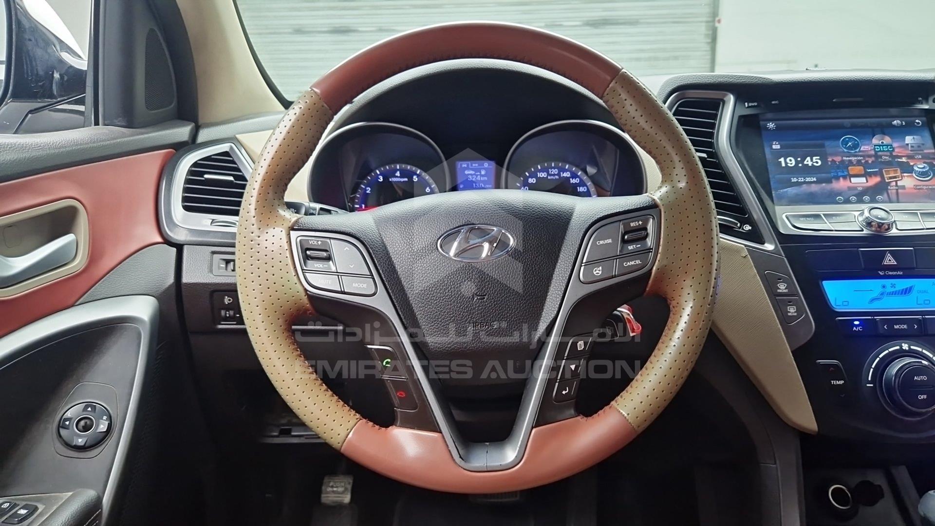 2014 HYUNDAI SANTA FE VIN: KMHSN81E4EU030097