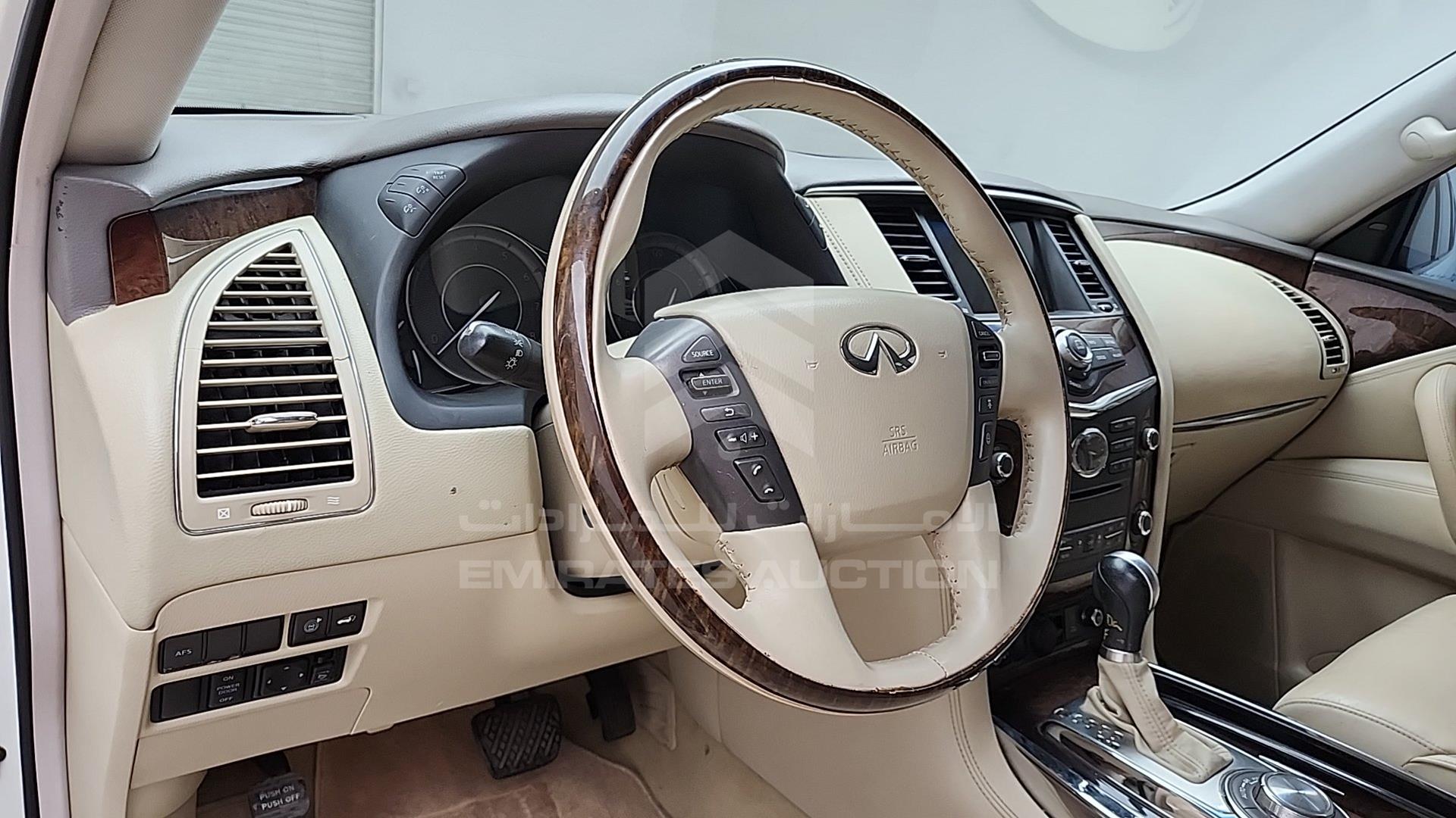 2011 INFINITI QX56 VIN: JNRAZ25Y4B9000148