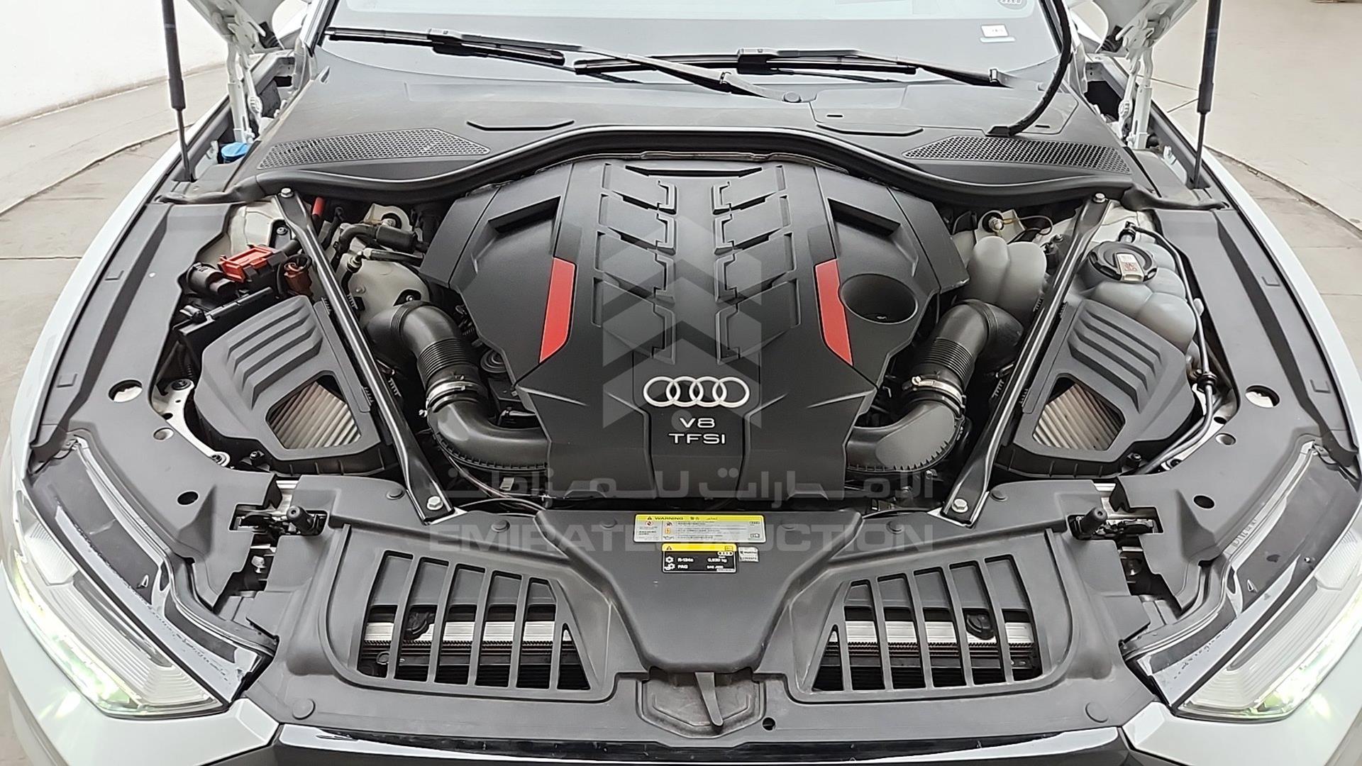 2020 AUDI S8 VIN: WAUZZZF85LN013510