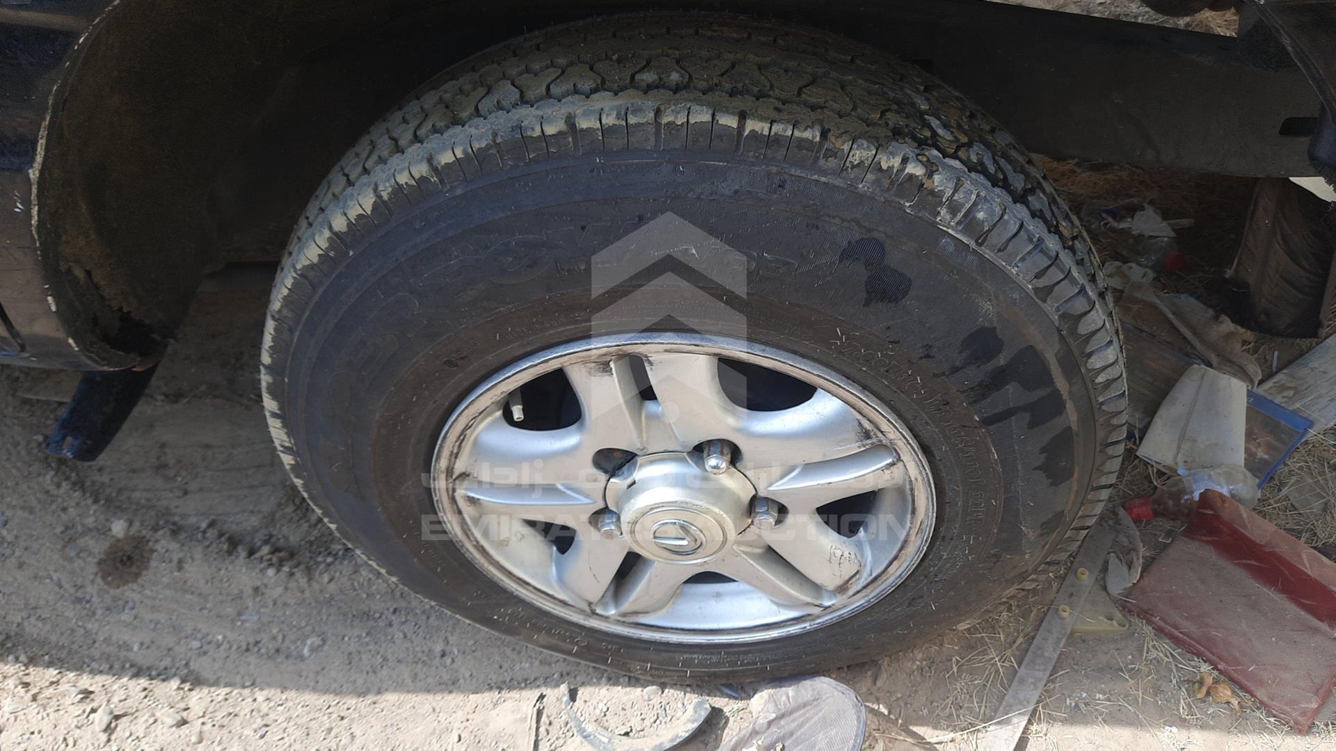 2000 TOYOTA LAND CRUISER VIN: JT3HJ09J8Y0033419