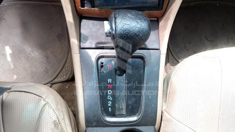 VIN: JHMCM56563C403354 Auction: EmiratesAuction Lot: 404966 VIN: JHMCM56563C403354 Honda Accord 2003 WHITE Photo 18