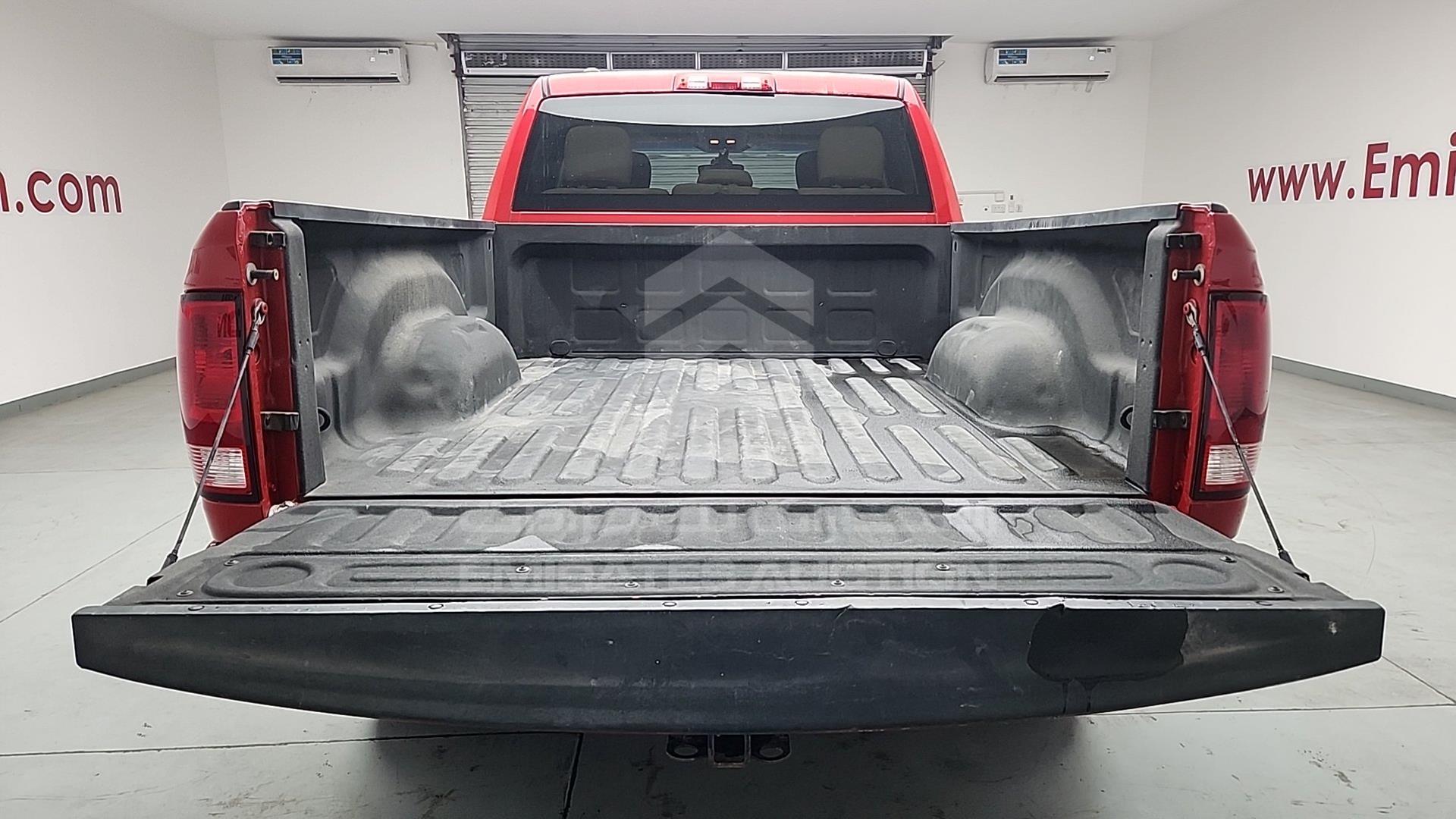 2017 DODGE RAM 1500 VIN: 1C6RR7TT7HS552968