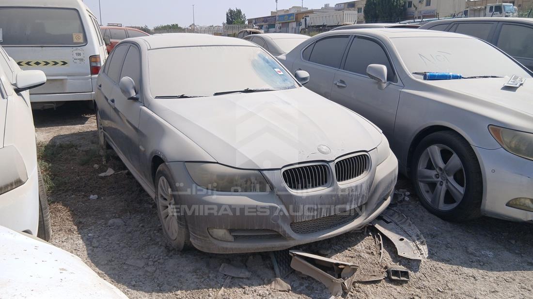 BMW 320I - Scrap without document — Front Right Angle — Photo 8