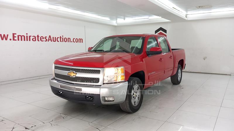 3GCPK9E7XCG160017 Auction: EmiratesAuction Lot: 409827 3GCPK9E7XCG160017 Chevrolet Silverado 2012 RED Photo 5