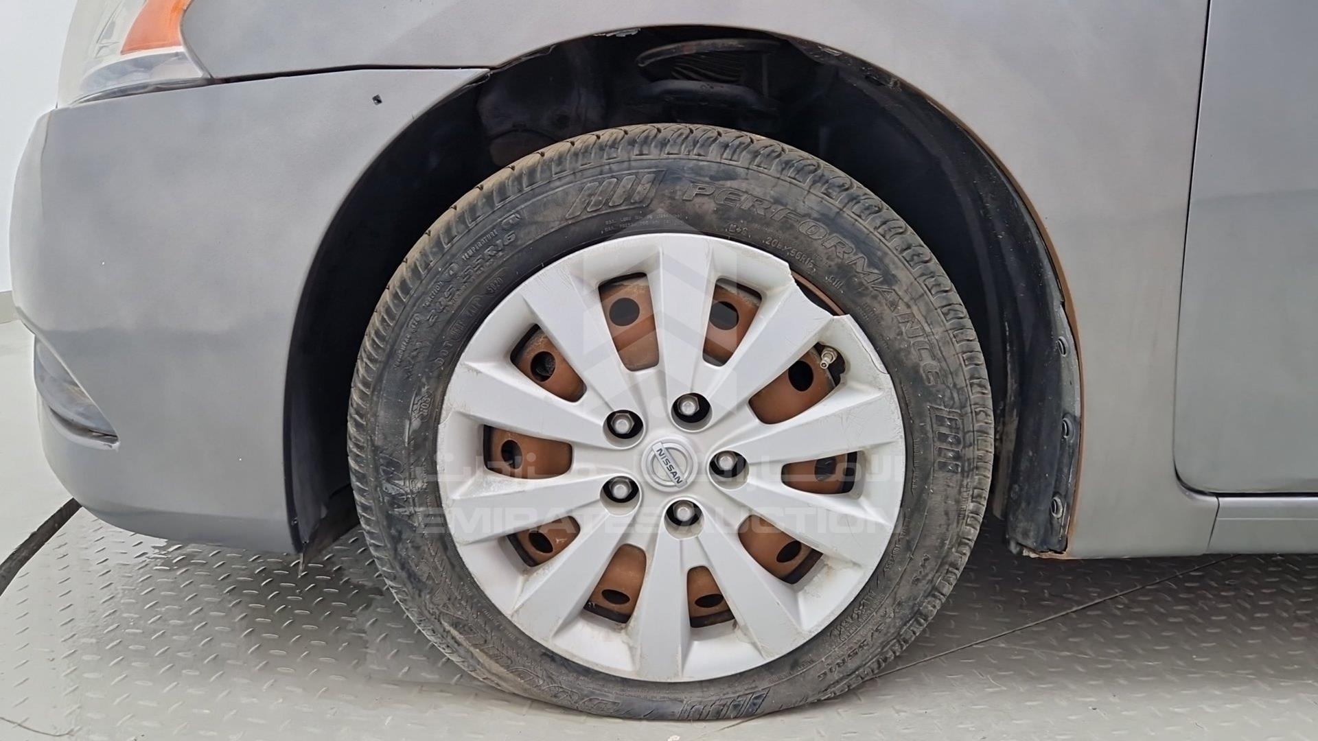 2015 NISSAN SENTRA VIN: 3N1AB7AP3FY216753