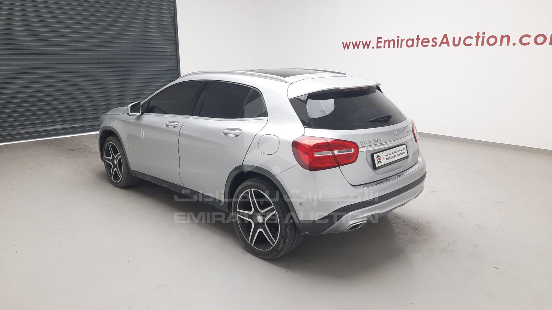 2015 MERCEDES GLA 250 VIN: WDCTG4GB3FJ138717