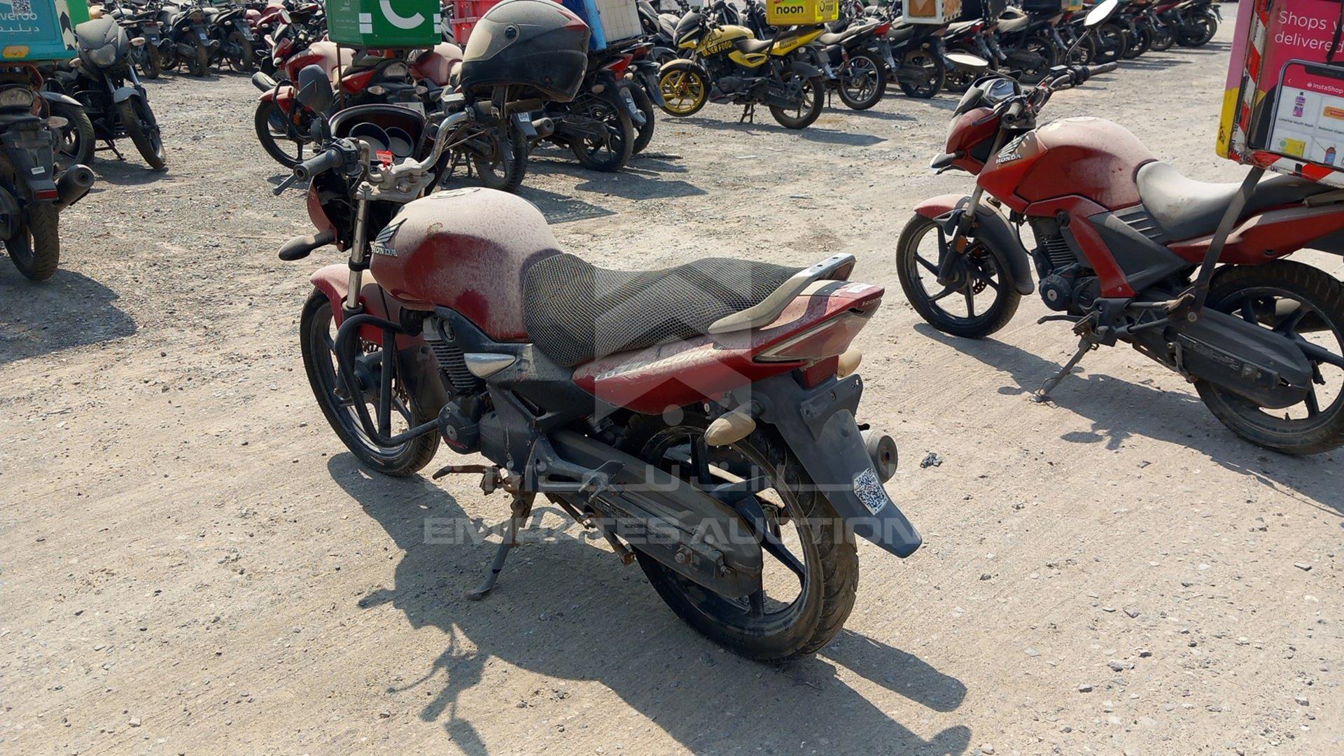 2010 HONDA CBF 150 VIN: ME4KC09CEA8016272