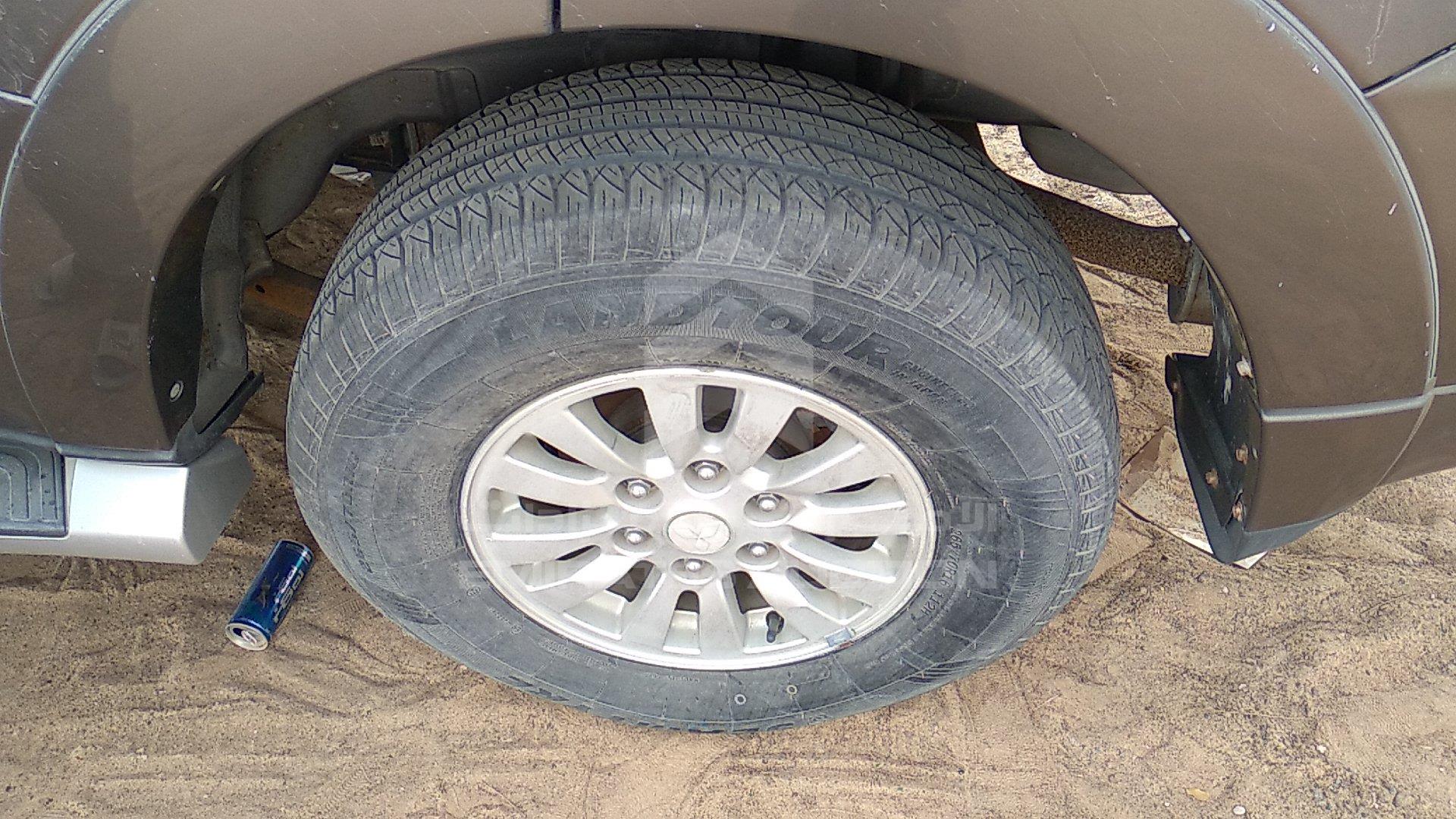 JMYLRV95WDJ705342 - 2013 Mitsubishi Pajero - #354447