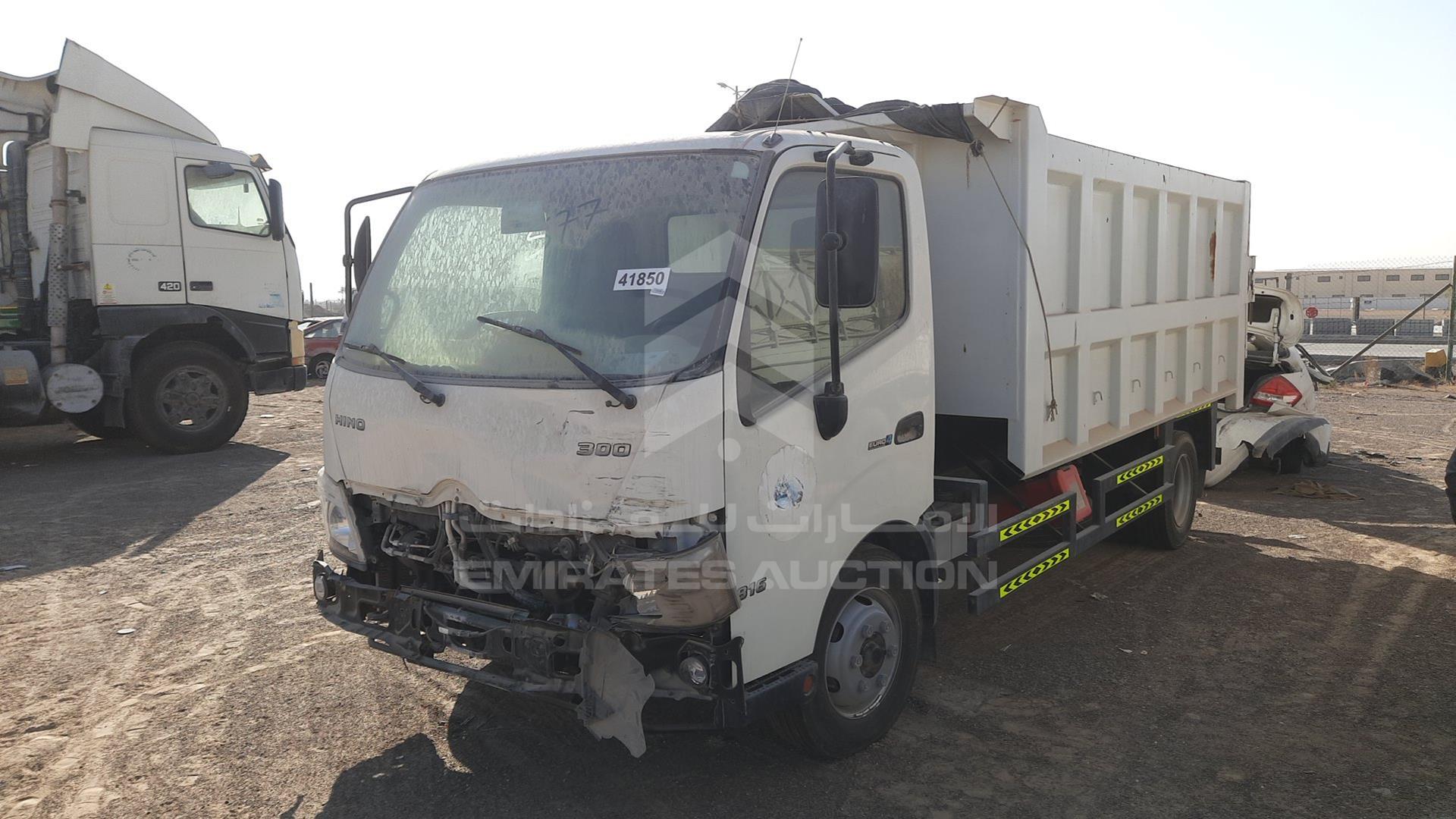 2023 HINO 300 VIN: JHHYCP0F7PK028218