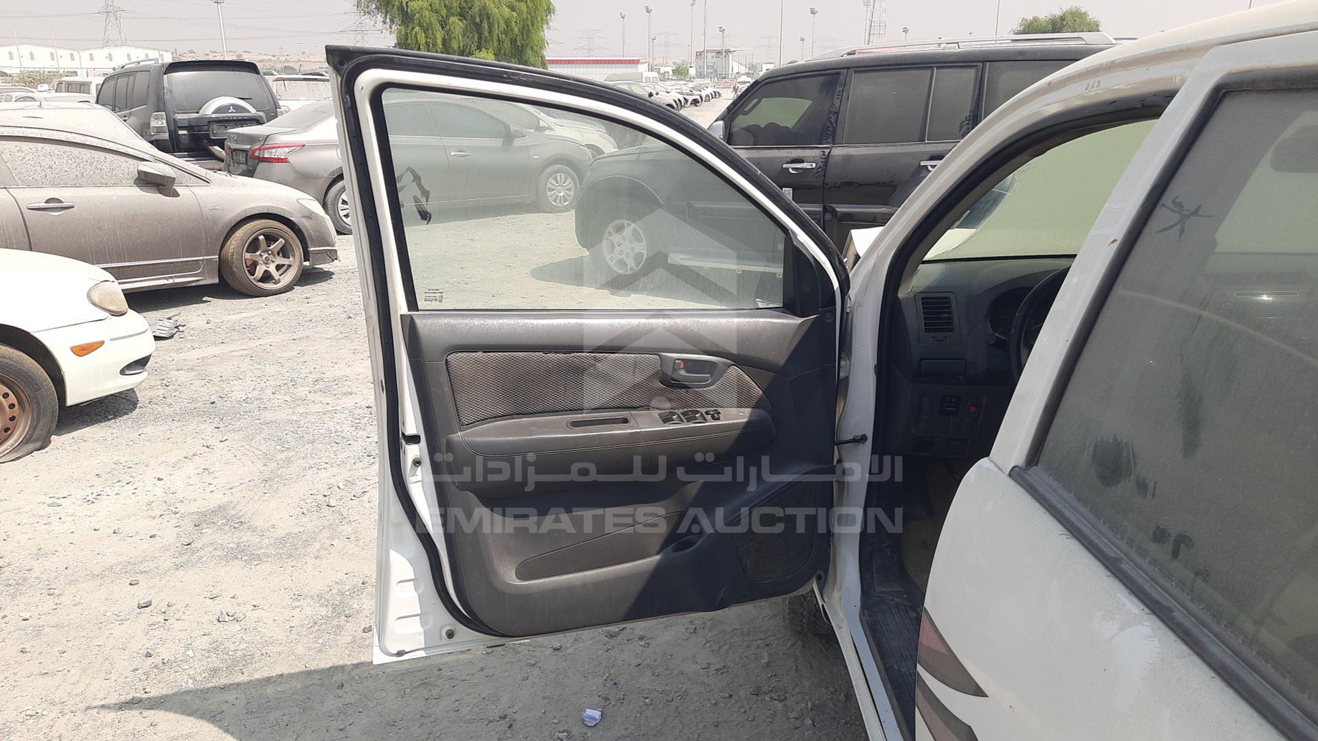 2014 TOYOTA HILUX VIN: MR0EX12G9E2352203