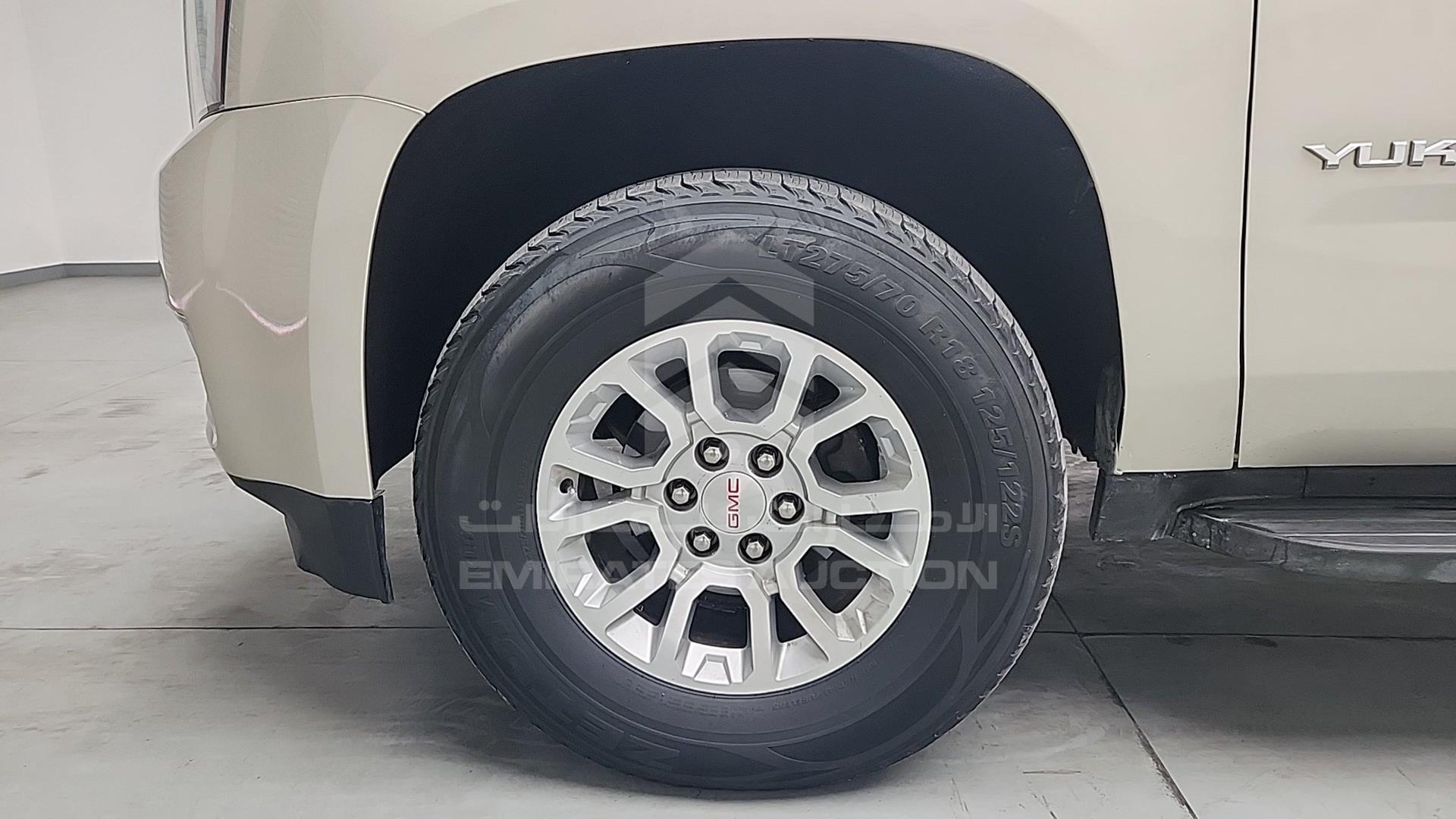 2017 GMC YUKON VIN: 1GKS2GKC0HR112652