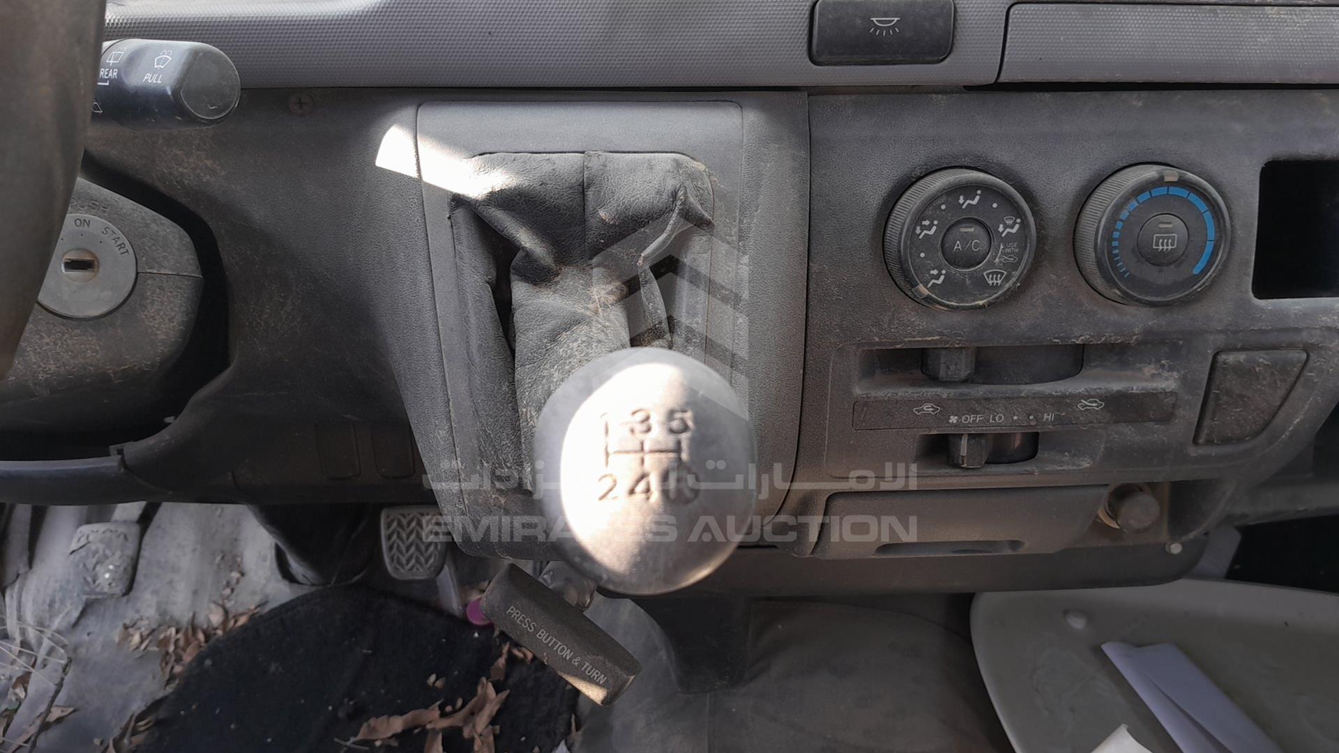 2009 TOYOTA HIACE VIN: JTGJX02P790025195