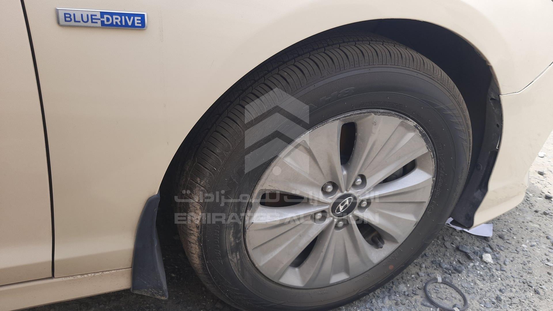 2019 HYUNDAI SONATA VIN: KMHE24135KA092960