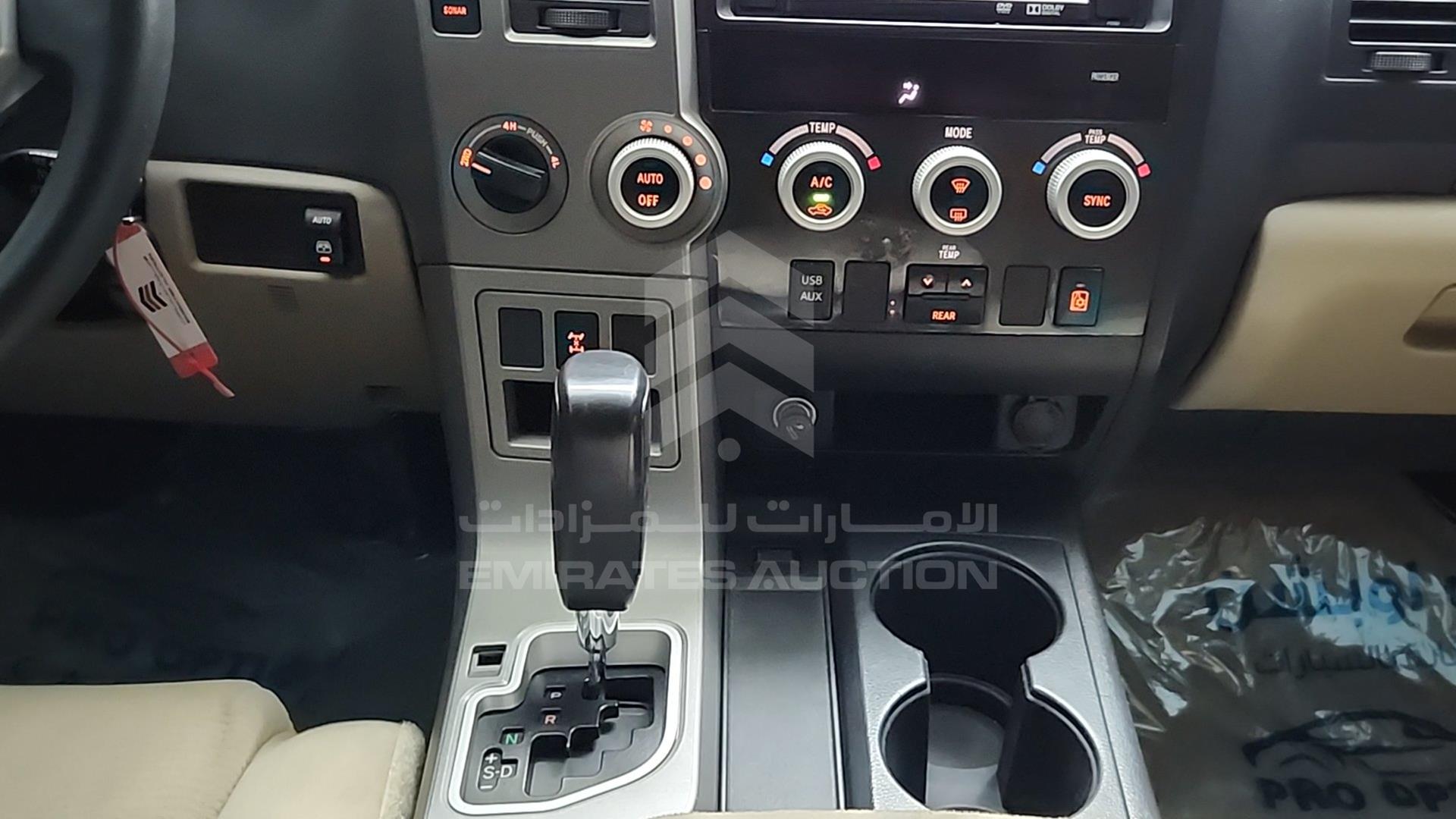 2016 TOYOTA SEQUOIA VIN: 5TDBY64A2GS130442