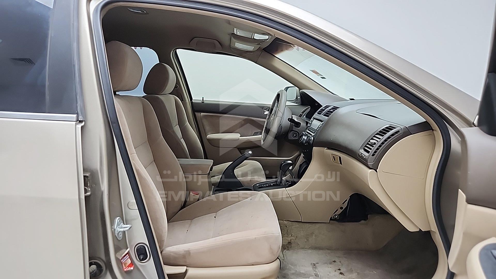 2007 HONDA ACCORD VIN: JHMCM56567C414733