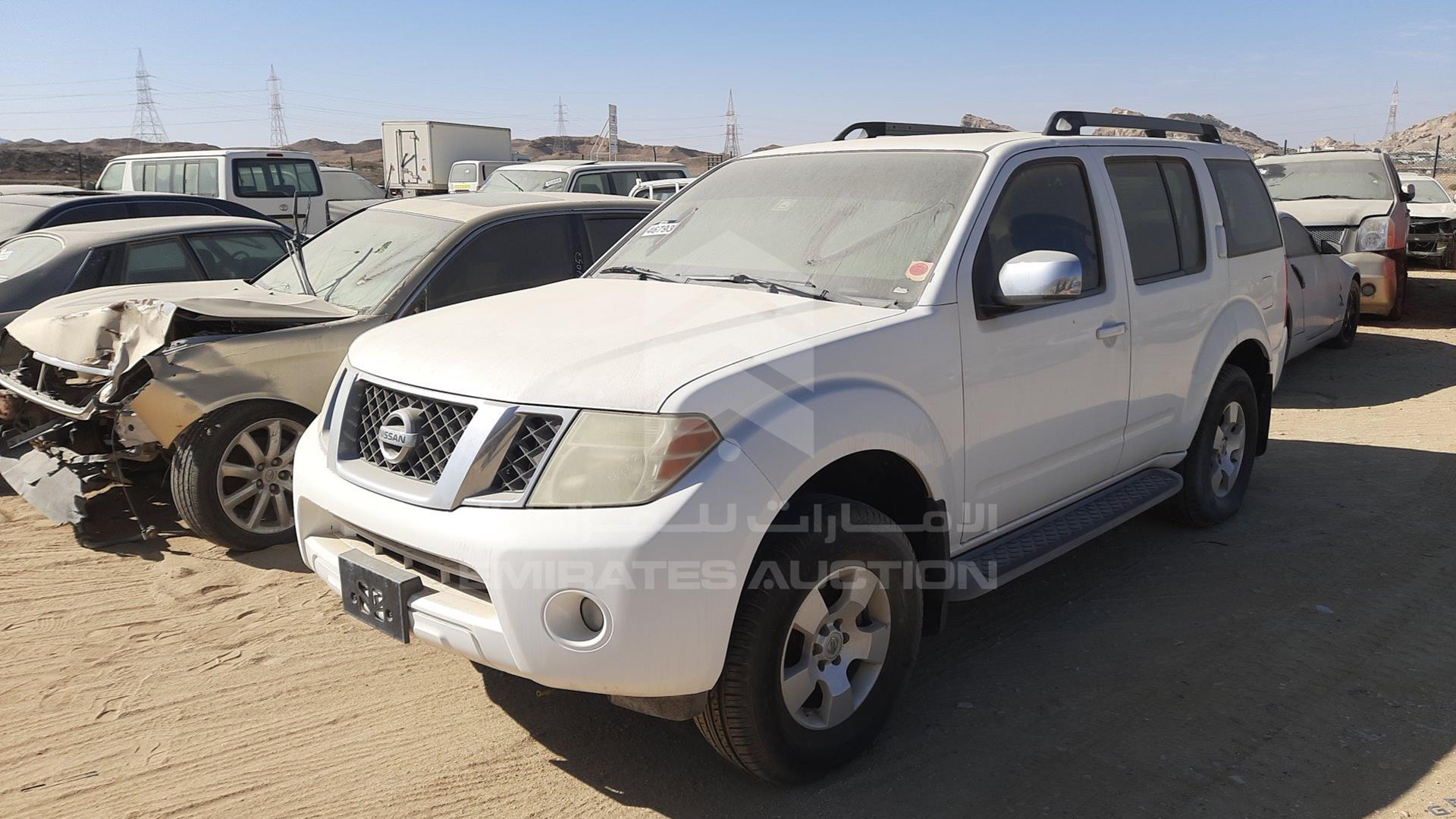 2011 NISSAN PATHFINDER VIN: 5N1AR1N80BC614686